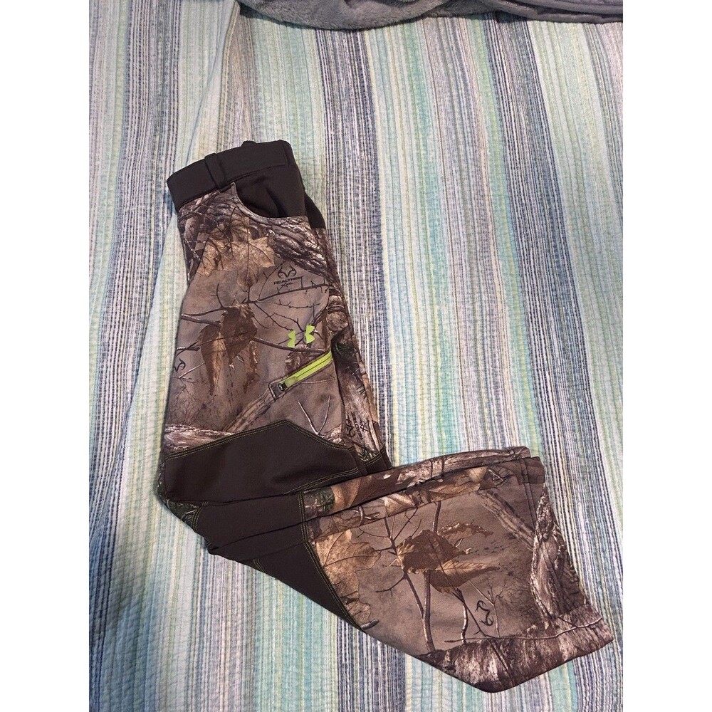 Under Armour Realtree Scent Control Youth Medium Fleece Lined Hunting Pants